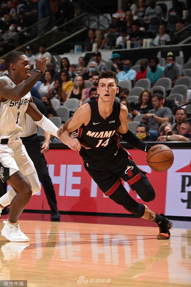 到卡夫踢 到卡夫踢