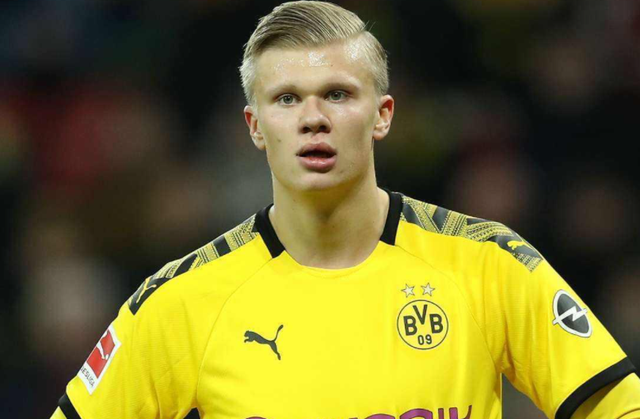 更衣室中的 更衣室中的